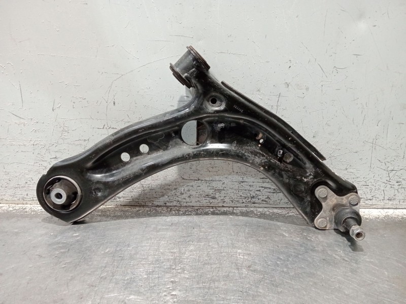 Recambio de brazo suspension inferior delantero derecho para seat leon sportstourer (kl8) referencia OEM IAM 5WA407152A  