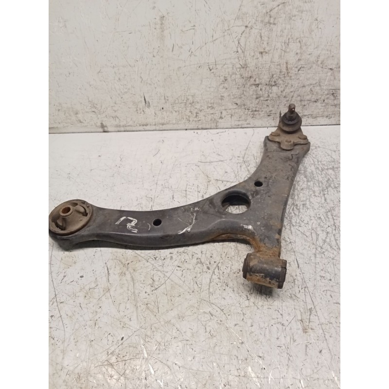 Recambio de brazo suspension inferior delantero izquierdo para toyota avensis berlina (t25) 2.2 d-4d clean power executive berli