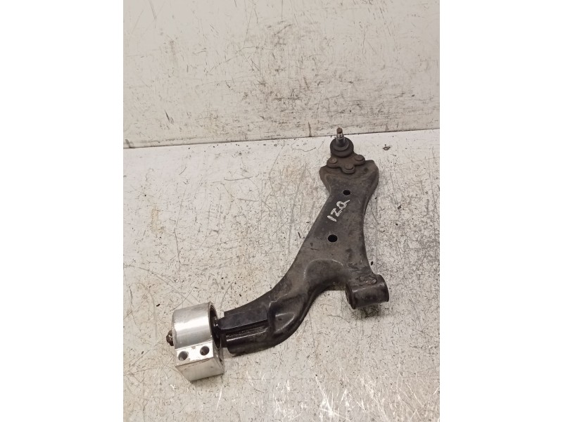 Recambio de brazo suspension inferior delantero izquierdo para opel antara cosmo 4x4 referencia OEM IAM   