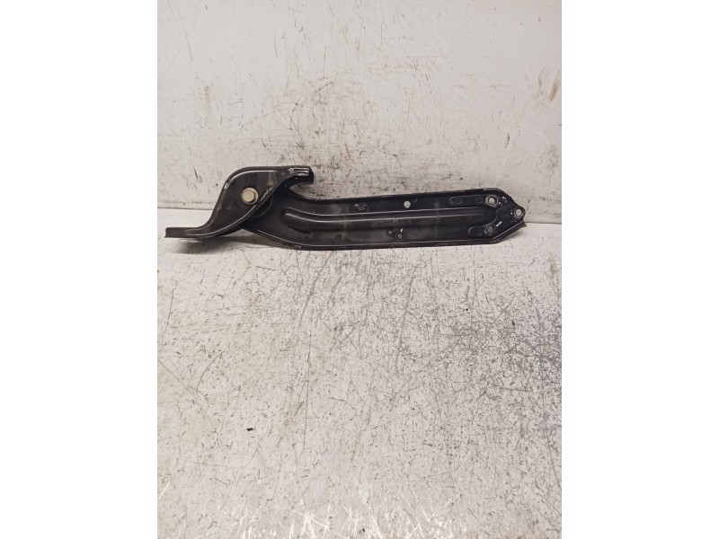 Recambio de brazo suspension superior trasero derecho para opel antara cosmo 4x4 referencia OEM IAM   