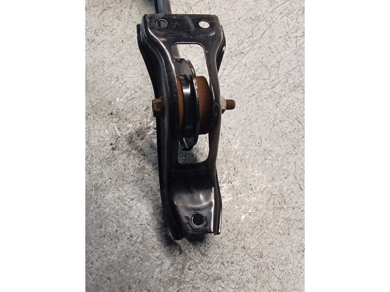 Recambio de brazo suspension superior trasero izquierdo para opel antara cosmo 4x4 referencia OEM IAM   