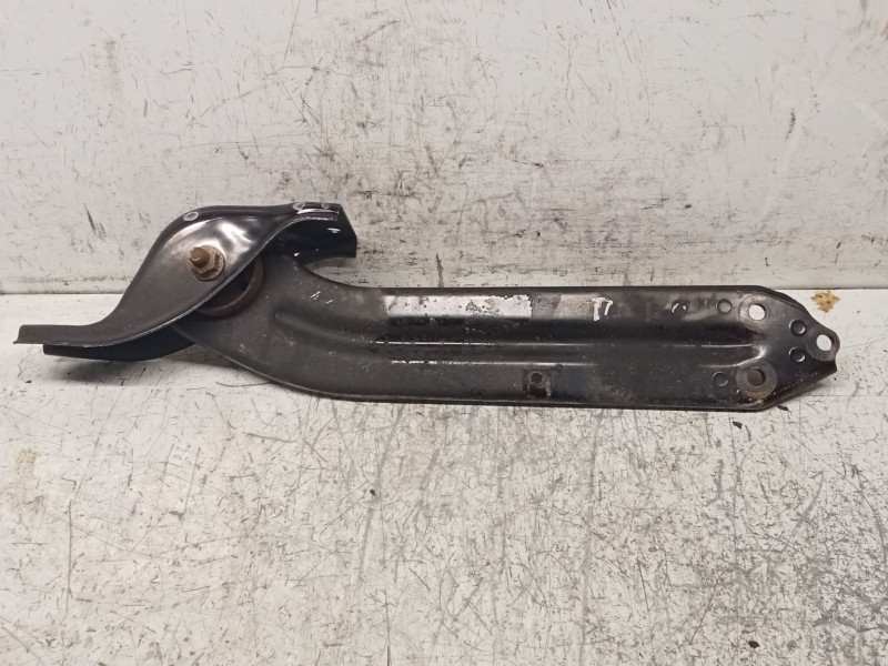 Recambio de brazo suspension superior trasero izquierdo para opel antara cosmo 4x4 referencia OEM IAM   