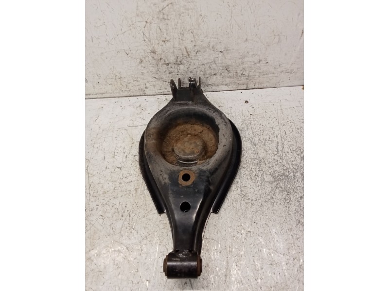 Recambio de brazo suspension inferior trasero izquierdo para opel antara cosmo 4x4 referencia OEM IAM   