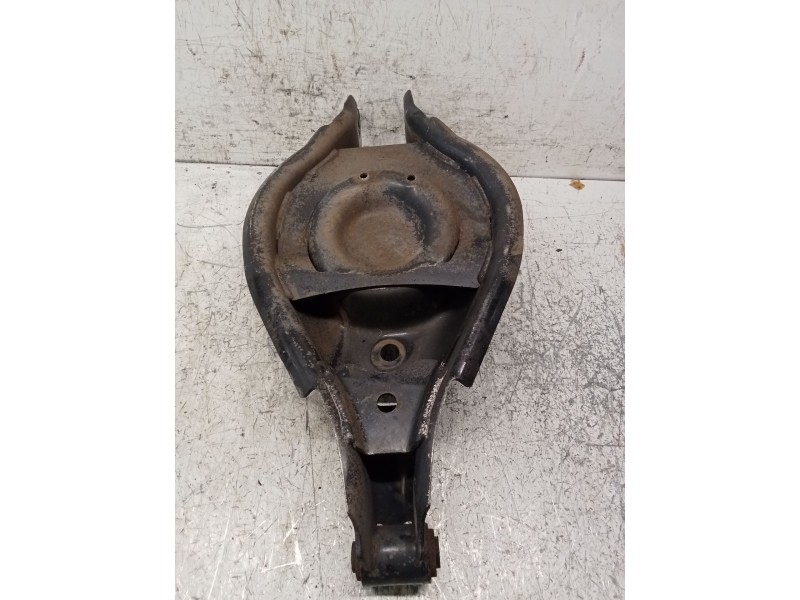 Recambio de brazo suspension inferior trasero derecho para opel antara cosmo 4x4 referencia OEM IAM   