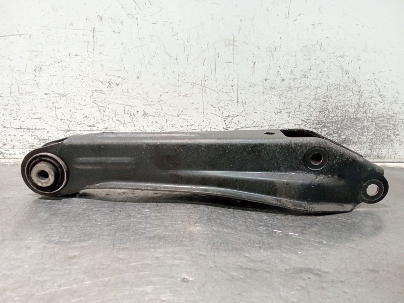 Recambio de brazo suspension inferior trasero derecho para bmw x3 (f25) referencia OEM IAM 33306795812  