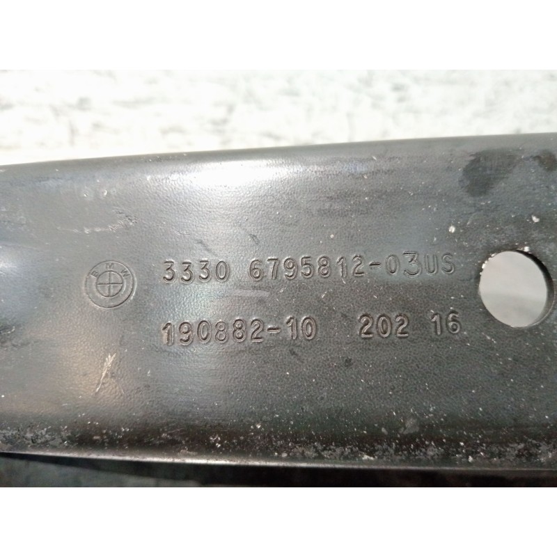 Recambio de brazo suspension inferior trasero derecho para bmw x3 (f25) referencia OEM IAM 33306795812  