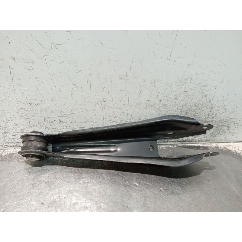 Recambio de brazo suspension inferior trasero izquierdo para bmw x3 (f25) referencia OEM IAM 33306795812  