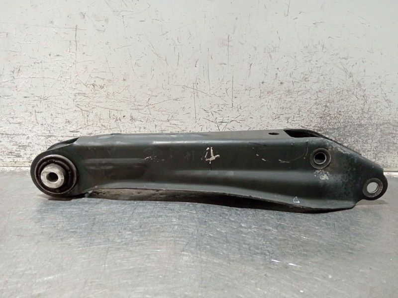 Recambio de brazo suspension inferior trasero izquierdo para bmw x3 (f25) referencia OEM IAM 33306795812  