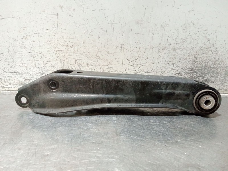 Recambio de brazo suspension inferior trasero izquierdo para bmw x3 (f25) referencia OEM IAM 33306795812  