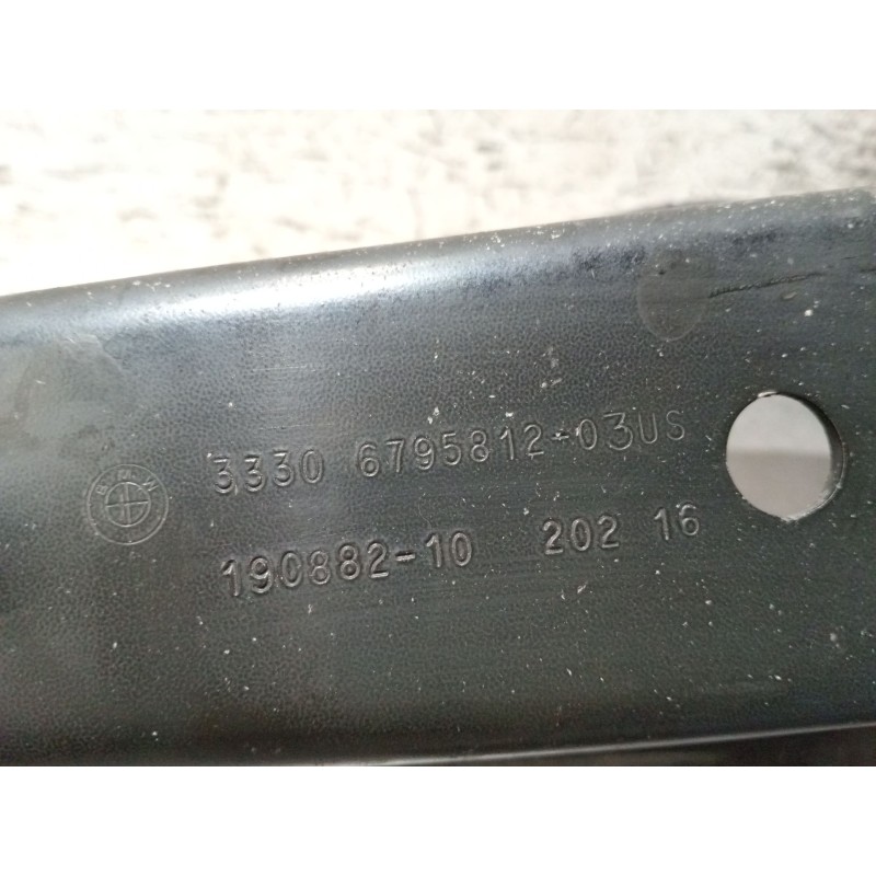 Recambio de brazo suspension inferior trasero izquierdo para bmw x3 (f25) referencia OEM IAM 33306795812  