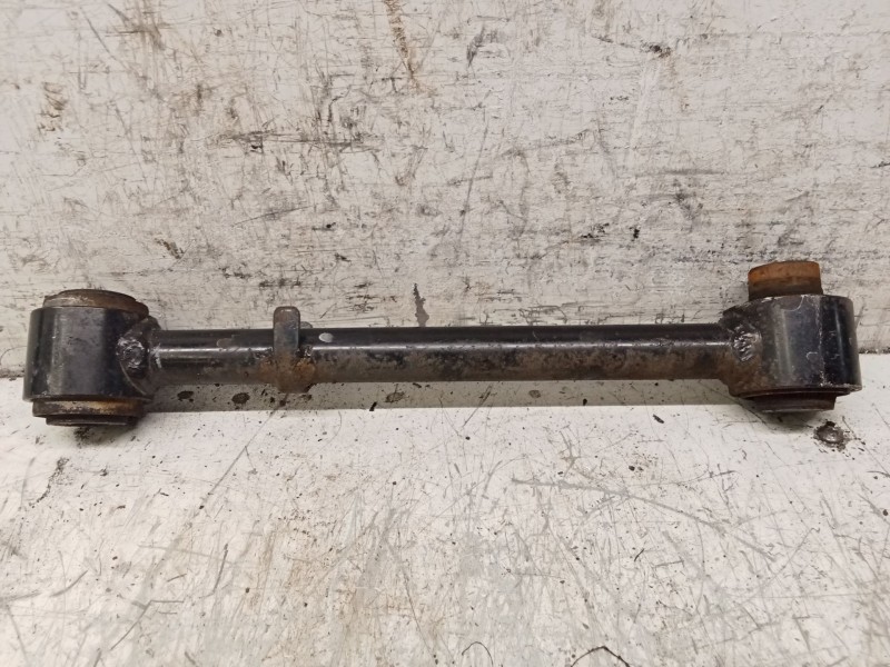 Recambio de brazo suspension superior trasero derecho para opel antara cosmo 4x4 referencia OEM IAM   
