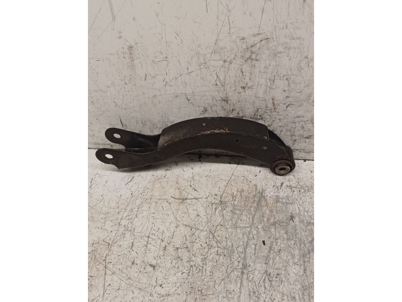 Recambio de brazo suspension superior trasero derecho para opel antara cosmo 4x4 referencia OEM IAM   