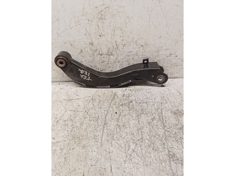 Recambio de brazo suspension superior trasero izquierdo para opel antara cosmo 4x4 referencia OEM IAM   