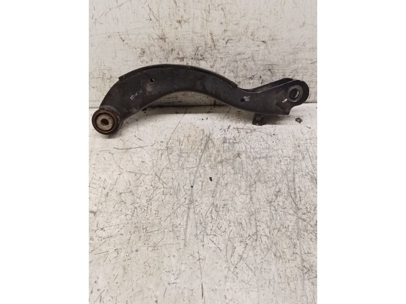 Recambio de brazo suspension superior trasero izquierdo para opel antara cosmo 4x4 referencia OEM IAM   
