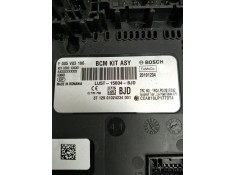 Recambio de caja reles / fusibles para ford puma referencia OEM IAM F005V03186 LU5T15604BJD 20191204 2