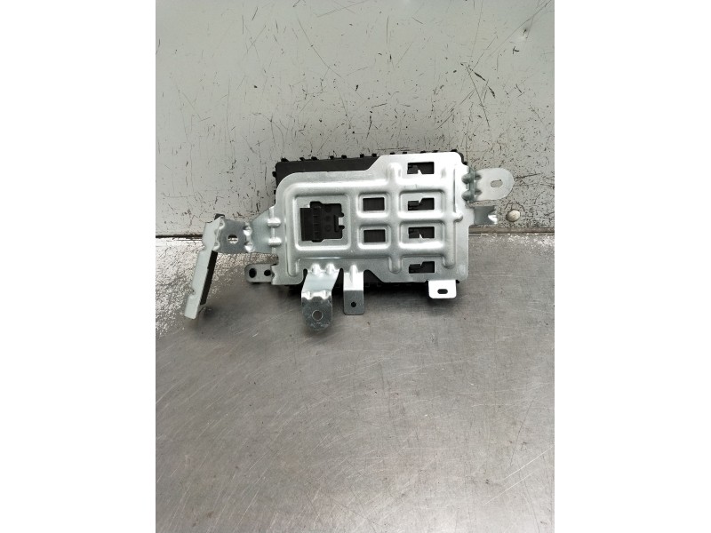 Recambio de caja reles / fusibles para ford puma referencia OEM IAM F005V03186 LU5T15604BJD 20191204