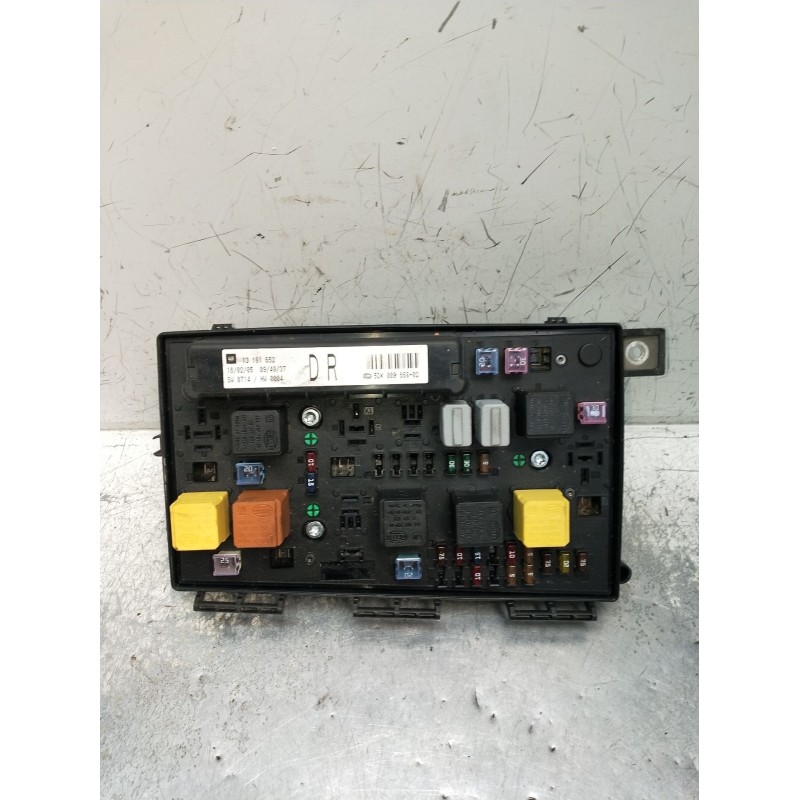 Recambio de caja reles / fusibles para opel astra h (a04) 1.4 (l48) referencia OEM IAM 5DK00866802  