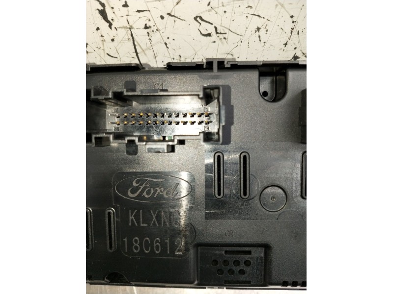 Recambio de mando calefaccion / aire acondicionado para ford puma referencia OEM IAM GN1518C612AL 02163329 