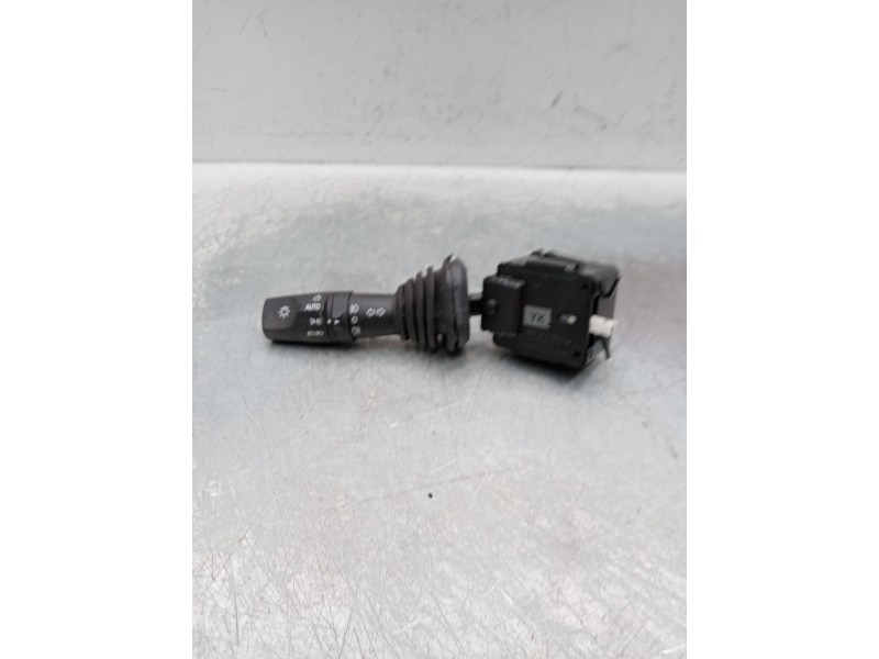 Recambio de mando luces para chevrolet captiva 2.0 vcdi lt referencia OEM IAM 202005410  