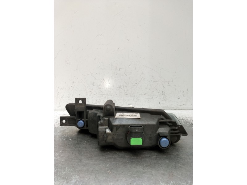 Recambio de faro antiniebla izquierdo para bmw serie 1 berlina (e81/e87) 120d referencia OEM IAM 0305084001  
