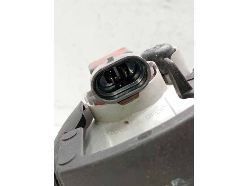 Recambio de faro antiniebla izquierdo para chevrolet captiva 2.0 vcdi lt referencia OEM IAM   