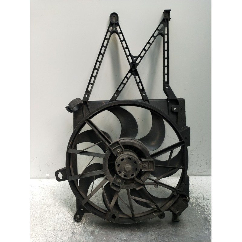 Recambio de electroventilador para opel astra h (a04) 1.4 (l48) referencia OEM IAM 3135103607  