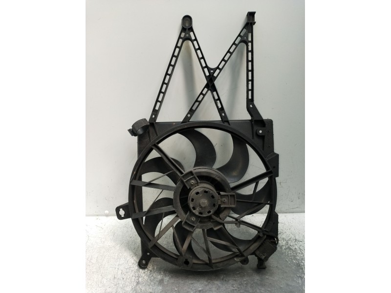 Recambio de electroventilador para opel astra h (a04) 1.4 (l48) referencia OEM IAM 3135103607  