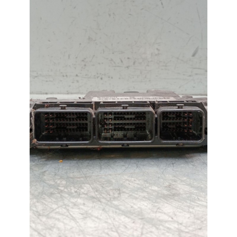 Recambio de centralita motor uce para renault megane iii hatchback (bz0/1_, b3_) 1.9 dci (bz0n, bz0j) referencia OEM IAM 0281015