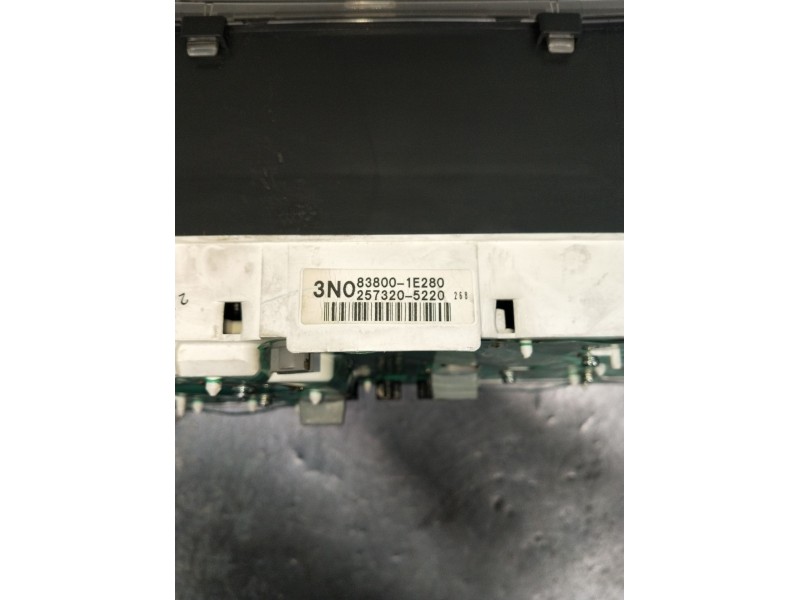 Recambio de cuadro instrumentos para toyota corolla (e11) referencia OEM IAM 838001E280  