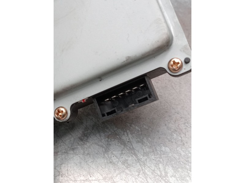 Recambio de motor limpia trasero para chevrolet captiva 2.0 vcdi lt referencia OEM IAM 96627058  