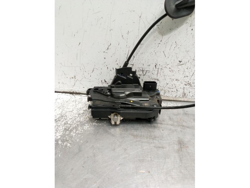 Recambio de motor cierre centralizado delantero derecho para ford puma referencia OEM IAM H1BAA21813LE 40614185 5p