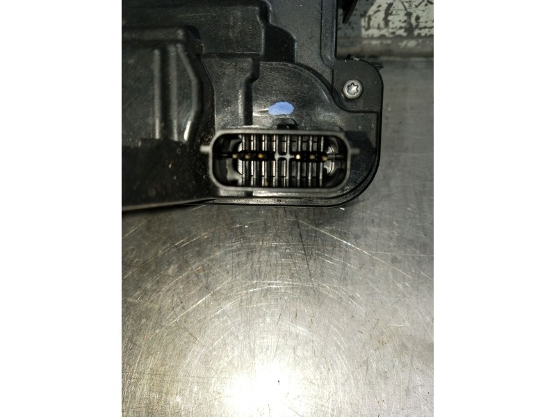 Recambio de motor cierre centralizado trasero derecho para ford puma referencia OEM IAM H1BAA26412DE 40744180 5p