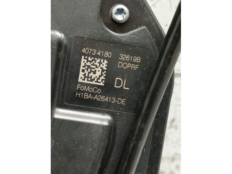 Recambio de motor cierre centralizado trasero izquierdo para ford puma referencia OEM IAM H1BAA26413DE 40734180 5p
