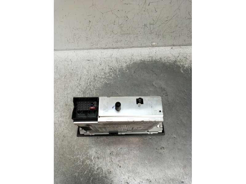 Recambio de sistema audio / radio cd para bmw serie 1 berlina (e81/e87) 120d referencia OEM IAM 65129150109  