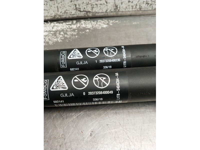 Recambio de amortiguadores maletero / porton para ford puma referencia OEM IAM 120373208400235 020373208400049 L1TB-S404C84AA 