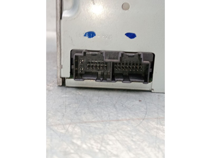Recambio de sistema audio / radio cd para chevrolet captiva 2.0 vcdi lt referencia OEM IAM 96673510  