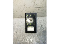 Recambio de mando elevalunas delantero izquierdo para hyundai getz (tb) 1.1 referencia OEM IAM 935701C010   2