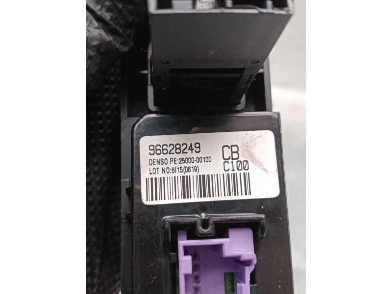 Recambio de mando multifuncion para chevrolet captiva 2.0 vcdi lt referencia OEM IAM 96628249  