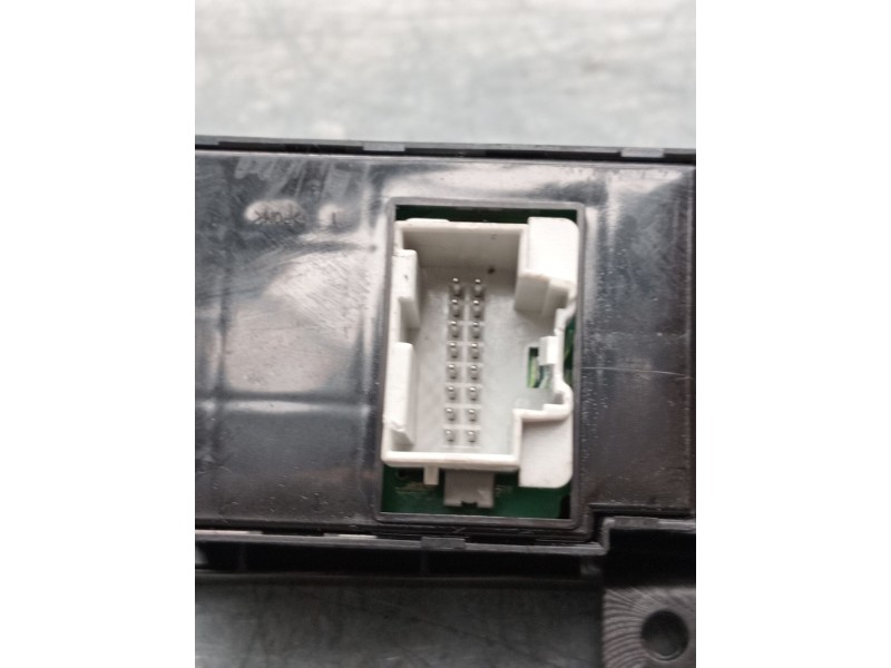 Recambio de mando multifuncion para chevrolet captiva 2.0 vcdi lt referencia OEM IAM EQ6J14  