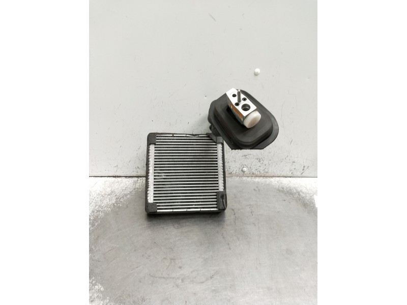 Recambio de evaporador aire acondicionado para ford puma referencia OEM IAM H1BH19849AA DX1T1S1B5I01 A10768627  