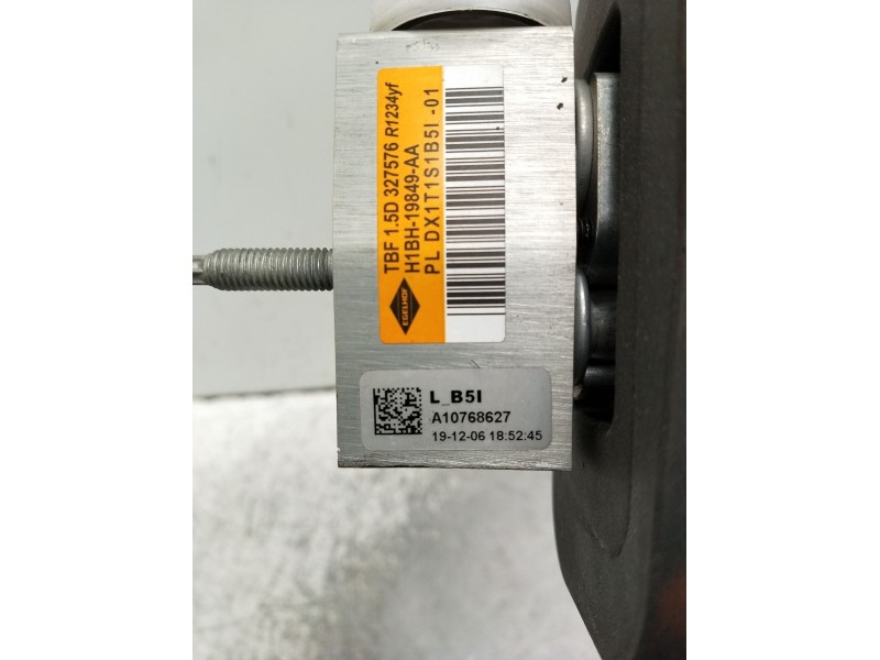 Recambio de evaporador aire acondicionado para ford puma referencia OEM IAM H1BH19849AA DX1T1S1B5I01 A10768627  