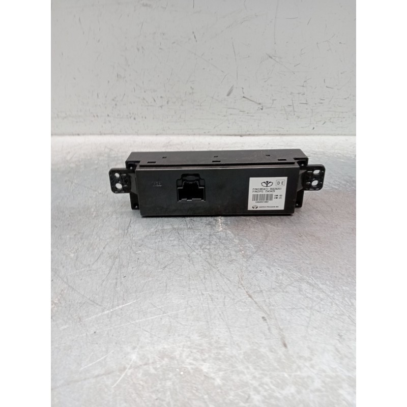 Recambio de pantalla multifuncion para chevrolet captiva 2.0 vcdi lt referencia OEM IAM 96628251 7543429  