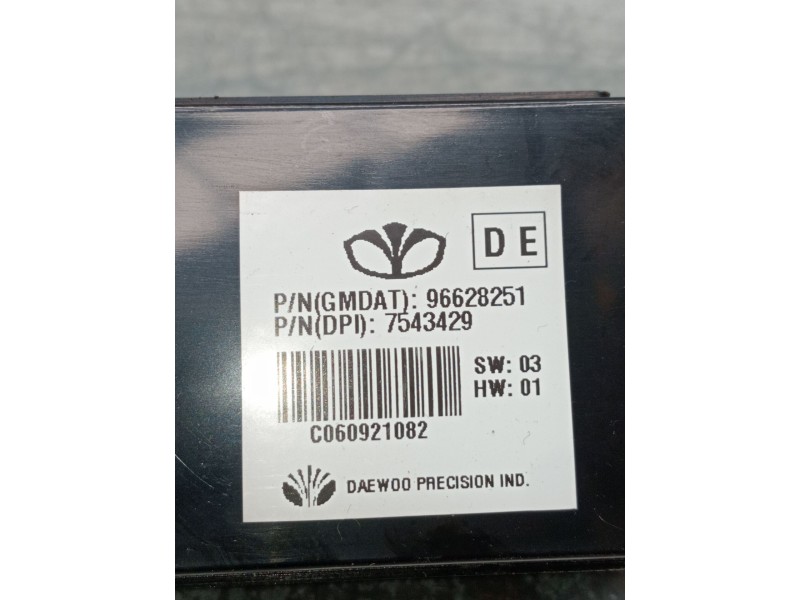 Recambio de pantalla multifuncion para chevrolet captiva 2.0 vcdi lt referencia OEM IAM 96628251 7543429  
