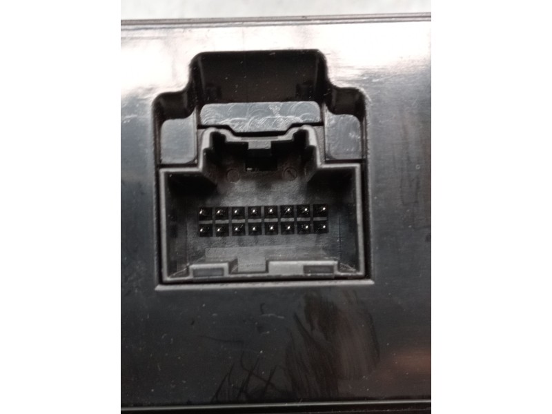 Recambio de pantalla multifuncion para chevrolet captiva 2.0 vcdi lt referencia OEM IAM 96628251 7543429  