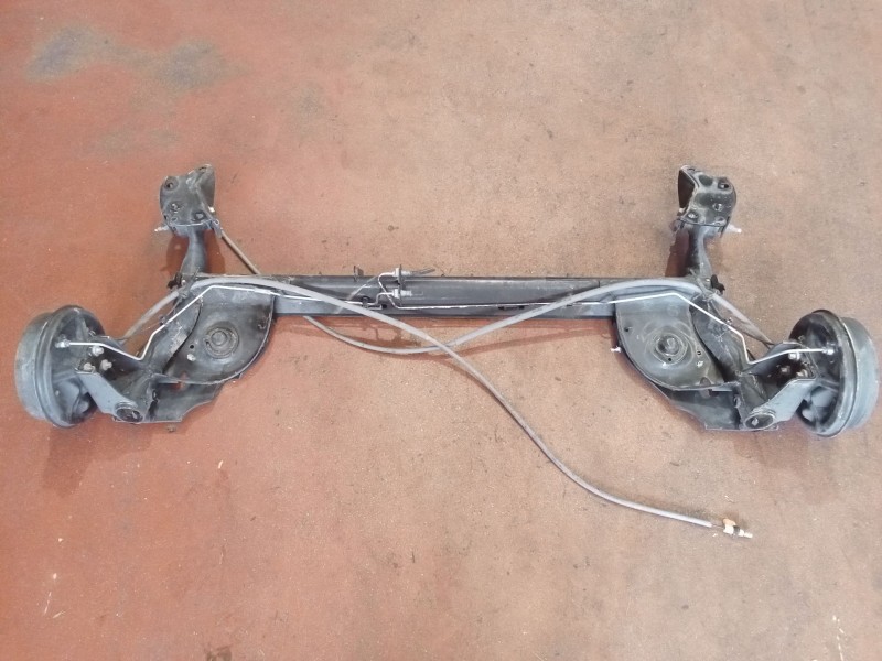 Recambio de puente trasero para dacia sandero referencia OEM IAM   TAMBOR/ABS