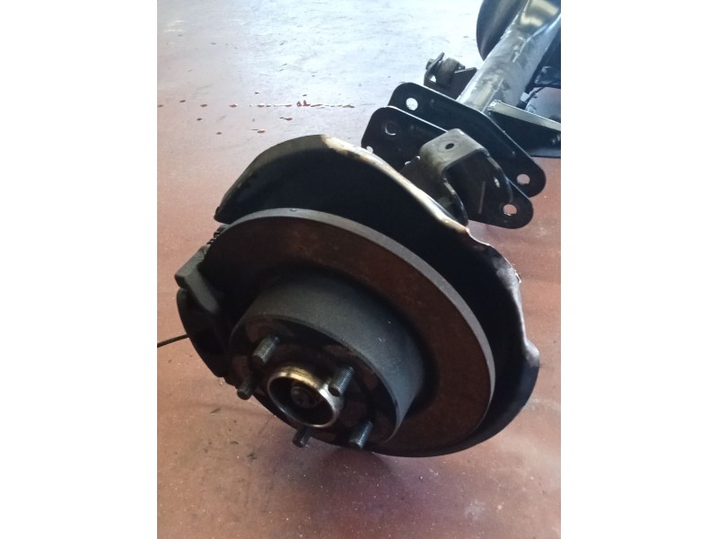 Recambio de puente trasero para land rover discovery ii (l318) 2.5 td5 4x4 referencia OEM IAM   
