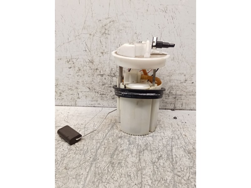 Recambio de bomba combustible para ford puma referencia OEM IAM 0580200779 J1B19H307AB BOSCH