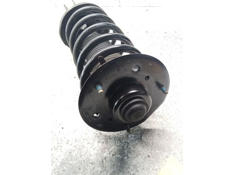 Recambio de amortiguador delantero izquierdo para opel antara cosmo 4x4 referencia OEM IAM LOT070329  