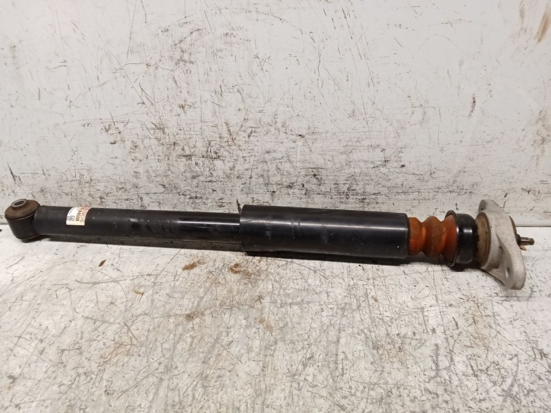 Recambio de amortiguador trasero derecho para kia carens ( ) referencia OEM IAM 55310A4500  