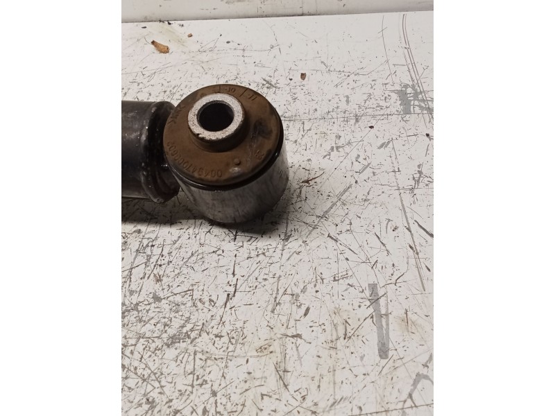 Recambio de amortiguador trasero derecho para kia carens ( ) referencia OEM IAM 55310A4500  